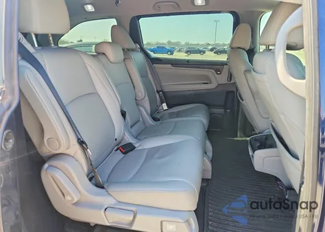 2018 Honda Odyssey Exl z USA, uszkodzony, nr VIN 5FNRL6H77JB101946